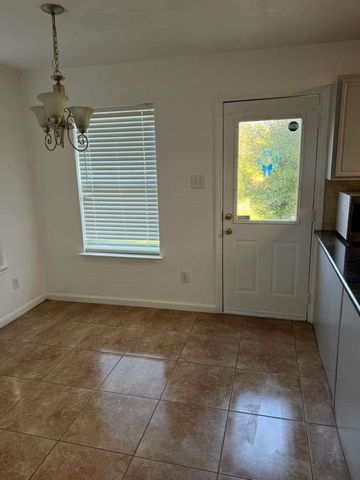 15502 Lost Maples Drive, Sugar Land, TX 77498