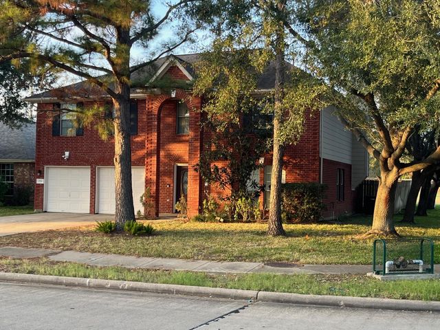 15502 Lost Maples Drive, Sugar Land, TX 77498