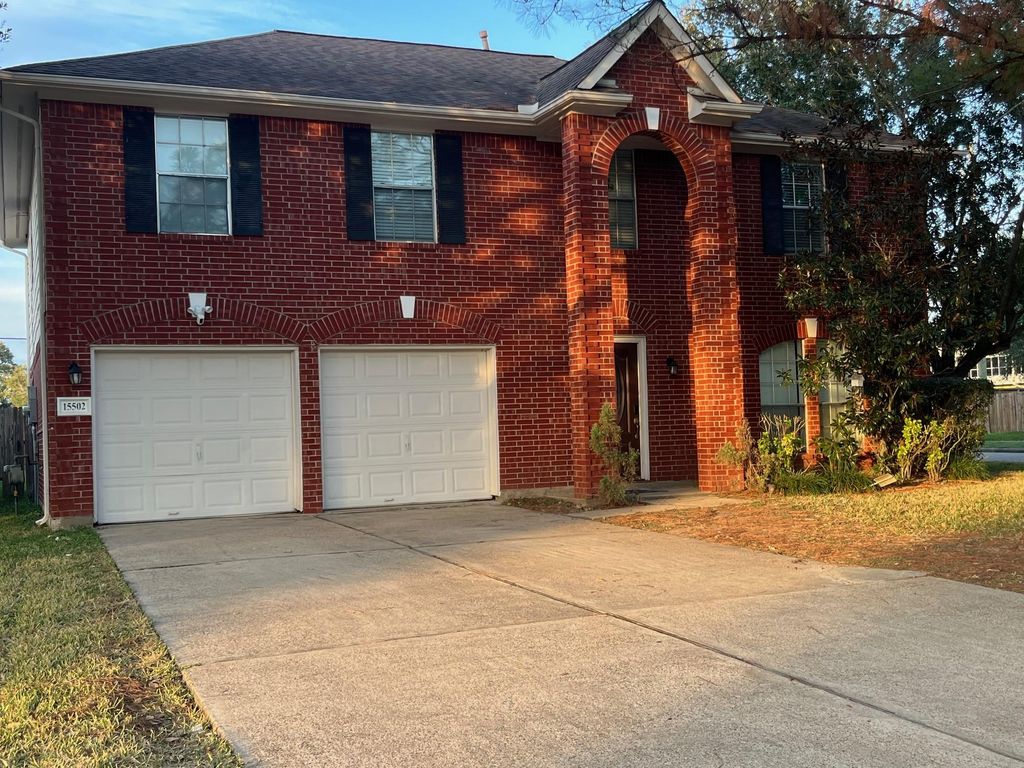 15502 Lost Maples Drive, Sugar Land, TX 77498