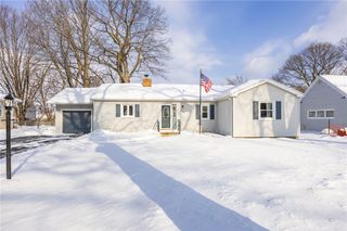 419 Brookview Drive, Irondequoit, NY 14617