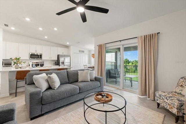 17475 OPAL SAND DR. 204, Venice, FL 34293