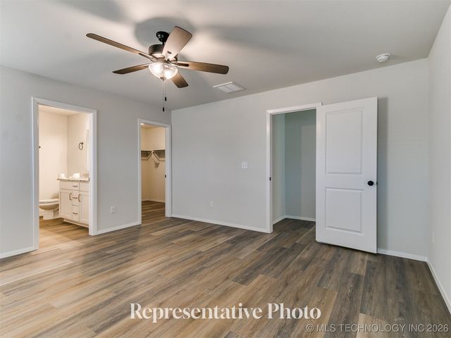 3814 W Laredo Street, Broken Arrow, OK 74012