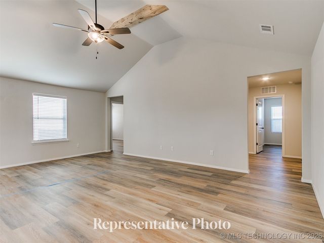 3814 W Laredo Street, Broken Arrow, OK 74012