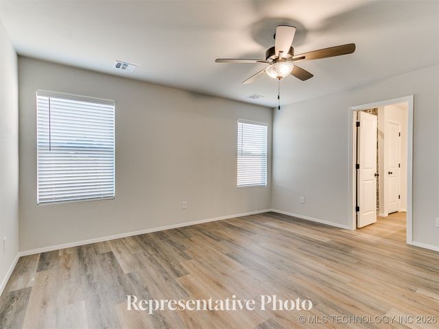 3814 W Laredo Street, Broken Arrow, OK 74012