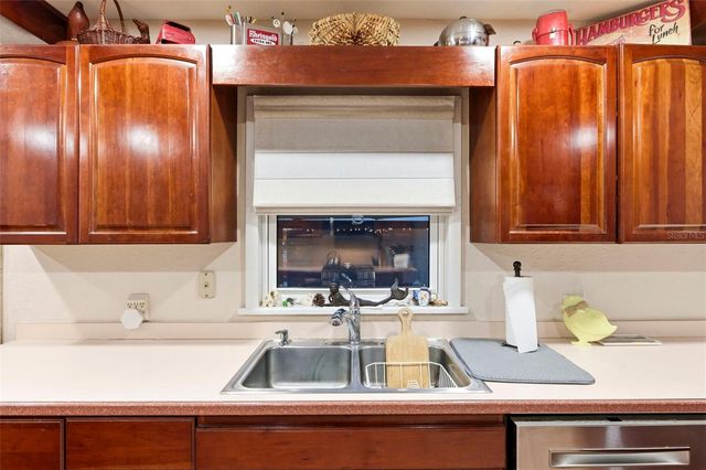 501 BROADWAY, Dunedin, FL 34698