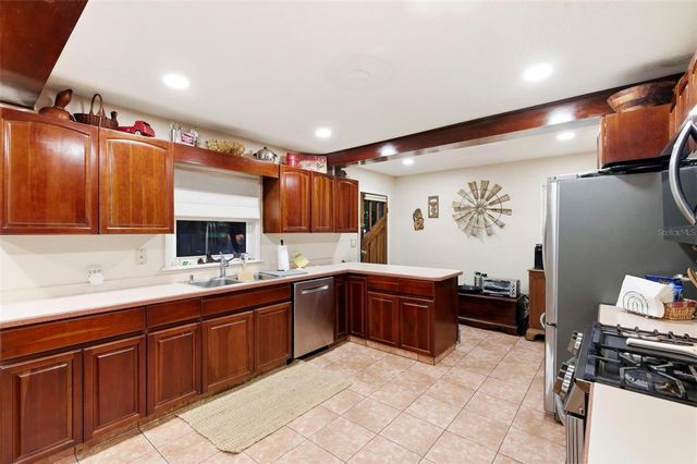 501 BROADWAY, Dunedin, FL 34698