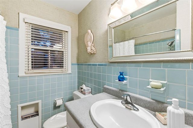 501 BROADWAY, Dunedin, FL 34698