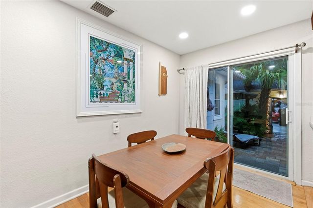 501 BROADWAY, Dunedin, FL 34698