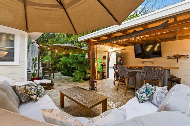 501 BROADWAY, Dunedin, FL 34698