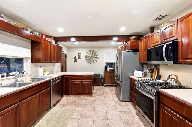 501 BROADWAY, Dunedin, FL 34698