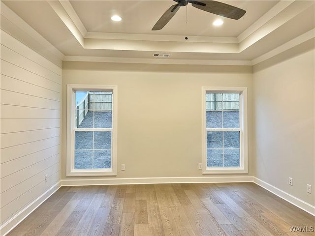 13943 Glen Park Ave, Northport, AL 35475