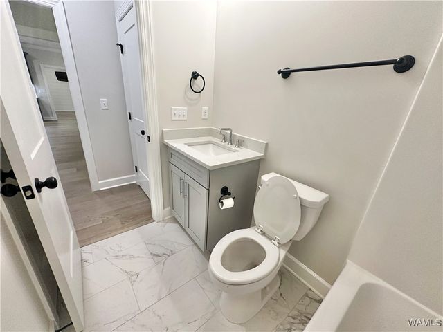 13943 Glen Park Ave, Northport, AL 35475