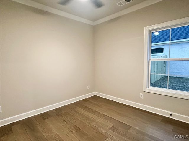 13943 Glen Park Ave, Northport, AL 35475