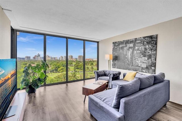 3375 N Country Club Drive 905, Aventura, FL 33180