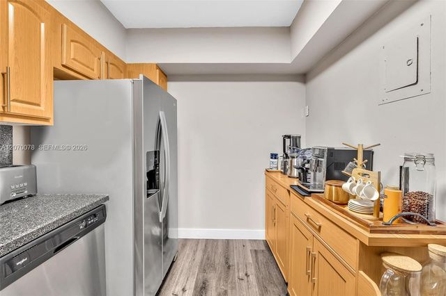3375 N Country Club Drive 905, Aventura, FL 33180
