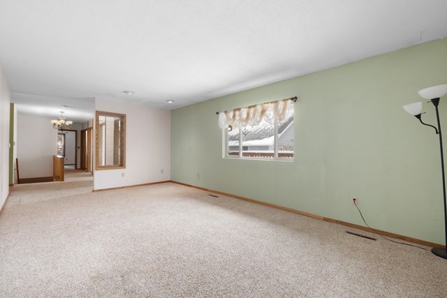 1410 1ST ST NE, Minot, ND 58703