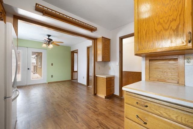 1410 1ST ST NE, Minot, ND 58703