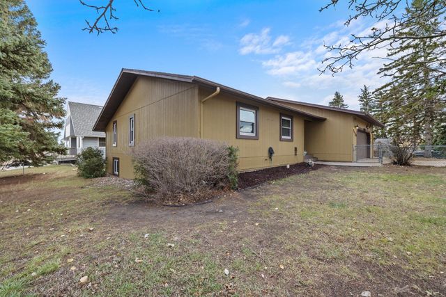 1410 1ST ST NE, Minot, ND 58703