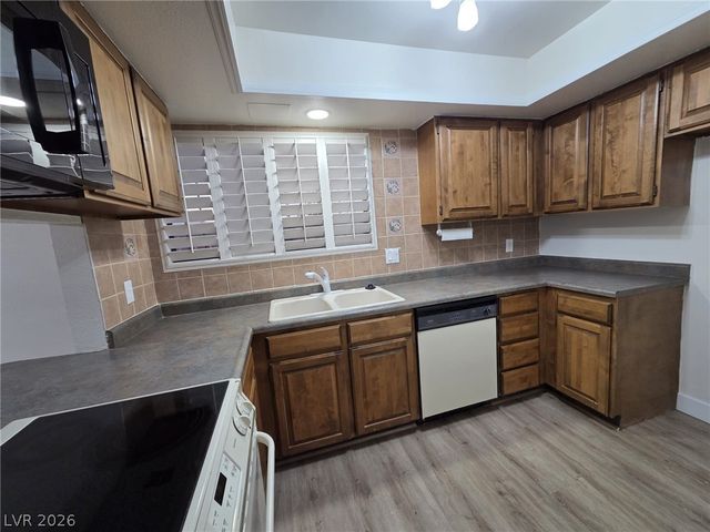 3317 Racquet Street, Las Vegas, NV 89121
