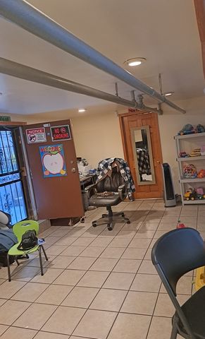 5037 W Adams Street, Chicago, IL 60644