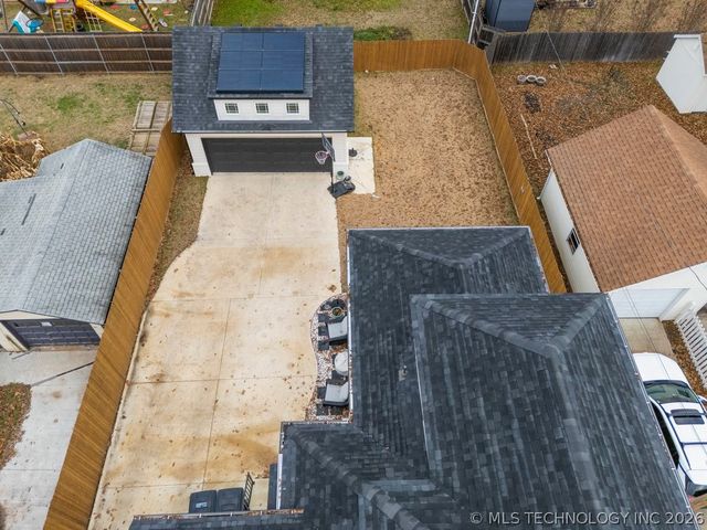 1035 E 36th Place, Tulsa, OK 74105