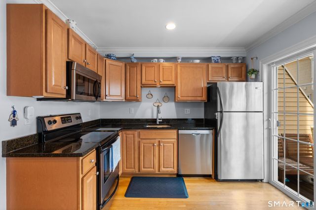 85 Camp Avenue APT 18B, Stamford, CT 06907