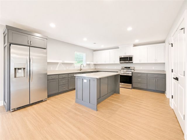 1704 S West End Street, Springdale, AR 72764