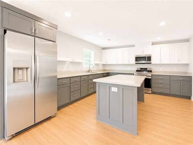 1704 S West End Street, Springdale, AR 72764