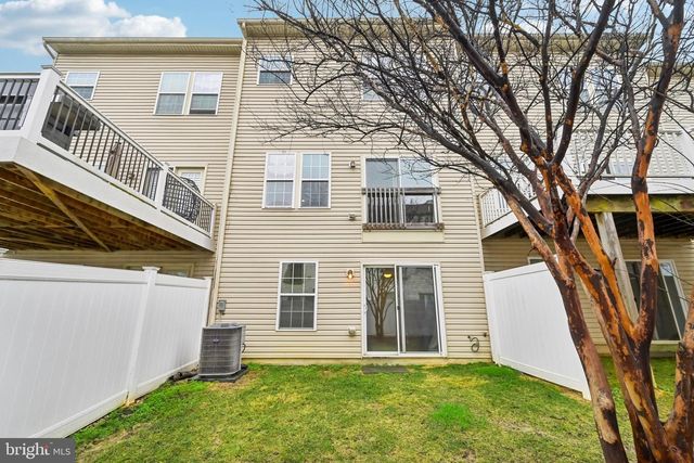 751 CHERRY BARK LN, Baltimore, MD 21225