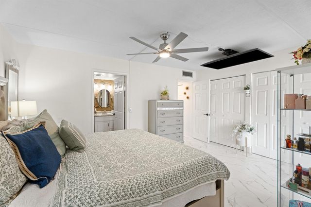 200 Village Green Circle E 206, Palm Springs, FL 33461