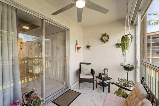 200 Village Green Circle E 206, Palm Springs, FL 33461