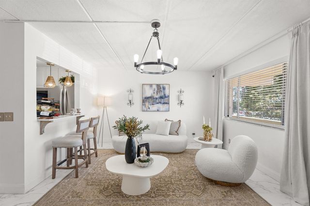 200 Village Green Circle E 206, Palm Springs, FL 33461