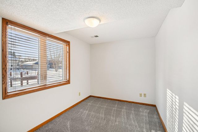 13329 Poppy Street NW, Andover, MN 55304