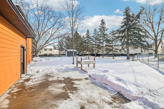 13329 Poppy Street NW, Andover, MN 55304