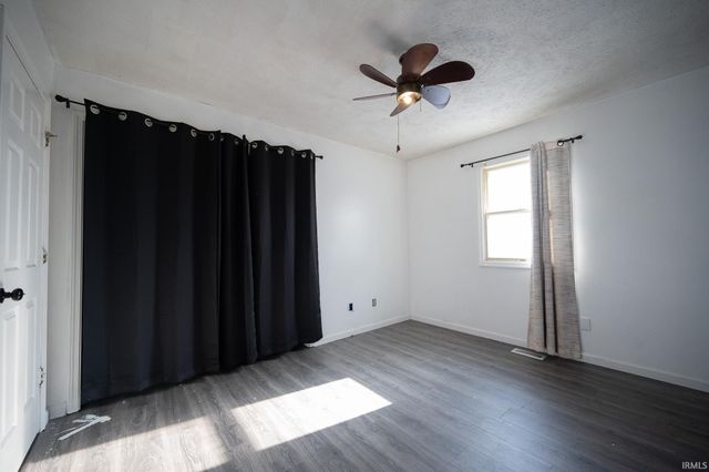 1304 S Shipley Street, Muncie, IN 47302