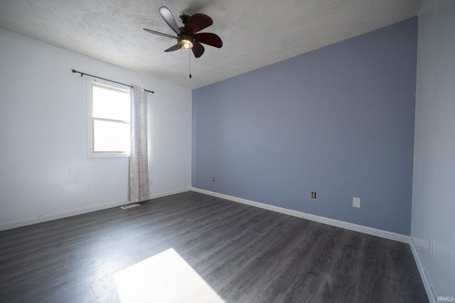 1304 S Shipley Street, Muncie, IN 47302