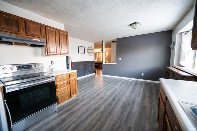 1304 S Shipley Street, Muncie, IN 47302