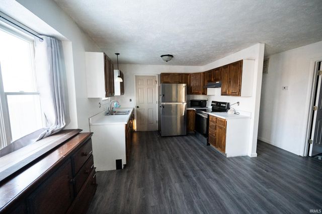 1304 S Shipley Street, Muncie, IN 47302