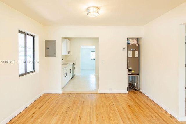 415 E 52nd St, Hialeah, FL 33013