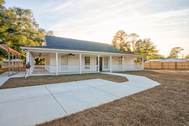 5730 Mount Olive Road, Crestview, FL 32539