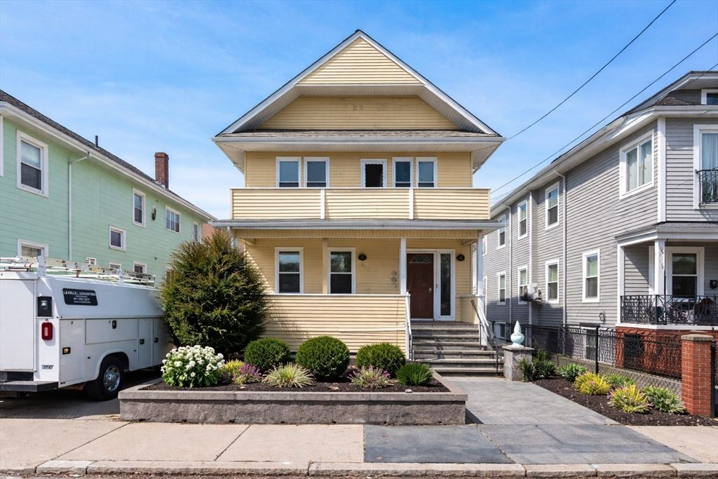 123 Willis Ave, Medford, MA 02155