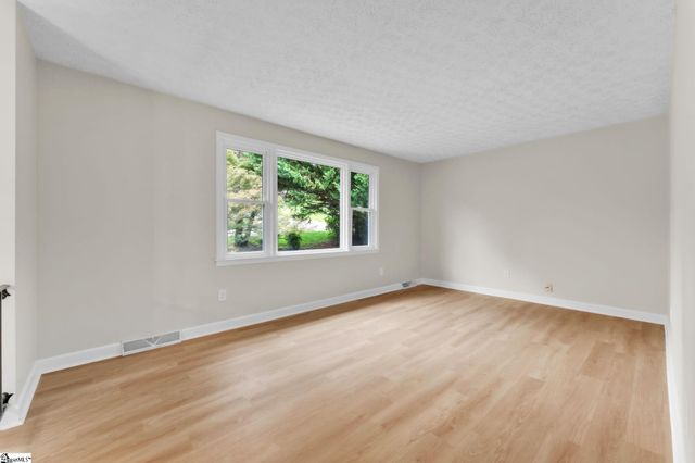 106 Keene Drive, Travelers Rest, SC 29690