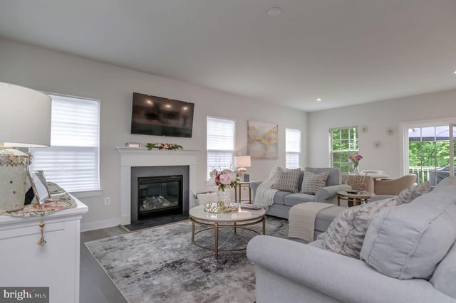 11316 OAKVILLE LN, Spotsylvania, VA 22551