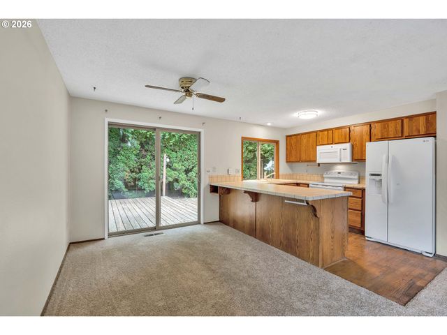10220 Sw PASTERN Pl, Beaverton, OR 97008