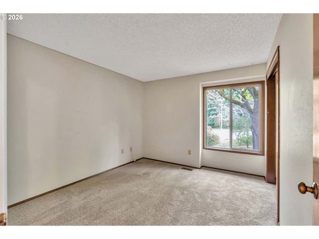 10220 Sw PASTERN Pl, Beaverton, OR 97008
