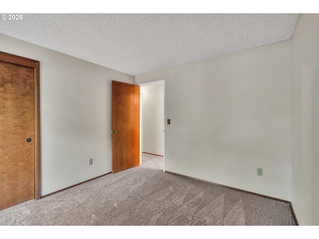 10220 Sw PASTERN Pl, Beaverton, OR 97008
