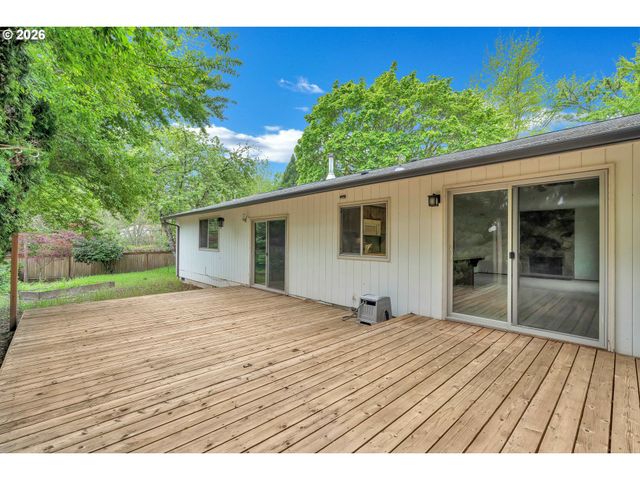 10220 Sw PASTERN Pl, Beaverton, OR 97008