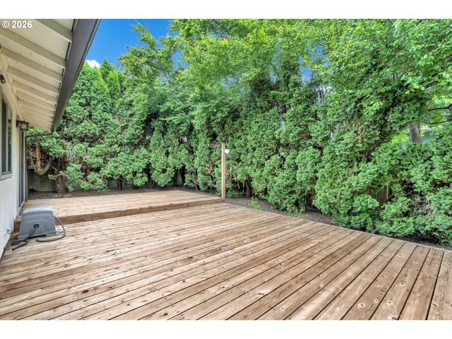10220 Sw PASTERN Pl, Beaverton, OR 97008
