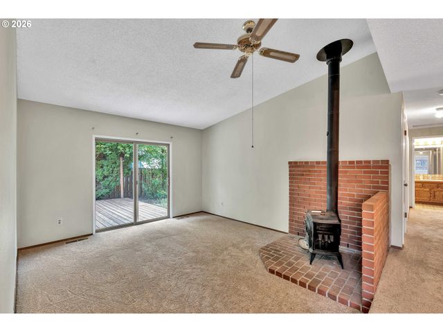 10220 Sw PASTERN Pl, Beaverton, OR 97008