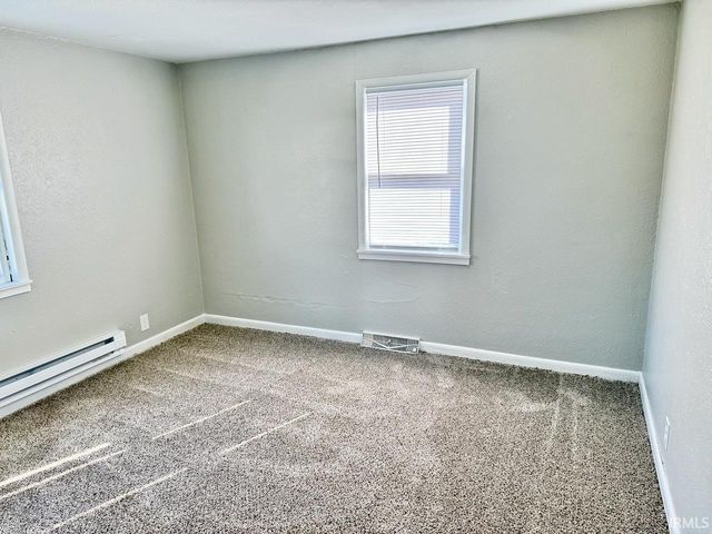 2108 S Grant Street, Muncie, IN 47302